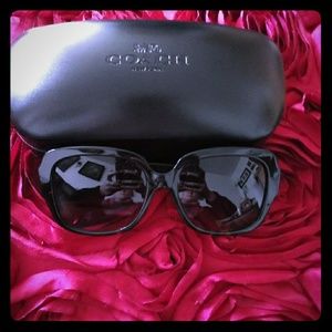 Coach Zoey Heart Sunglasses